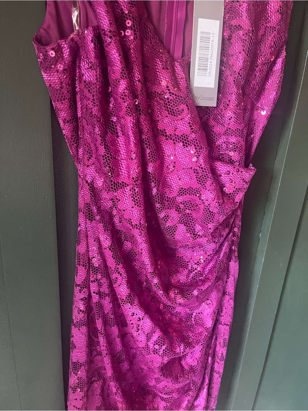 Goddess Fuchsia Lace Midi Dress with V-Neck - Picture 4 of 11